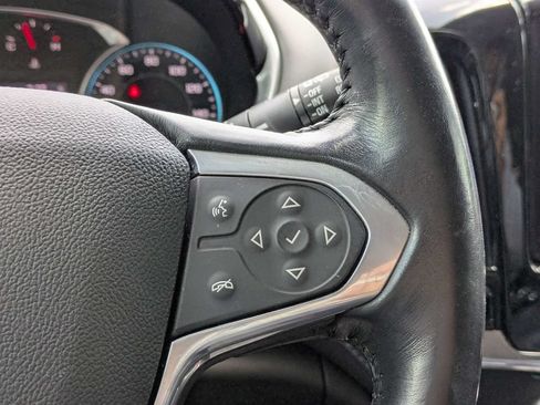 Used 2021 Chevrolet Traverse LT FWD image 26