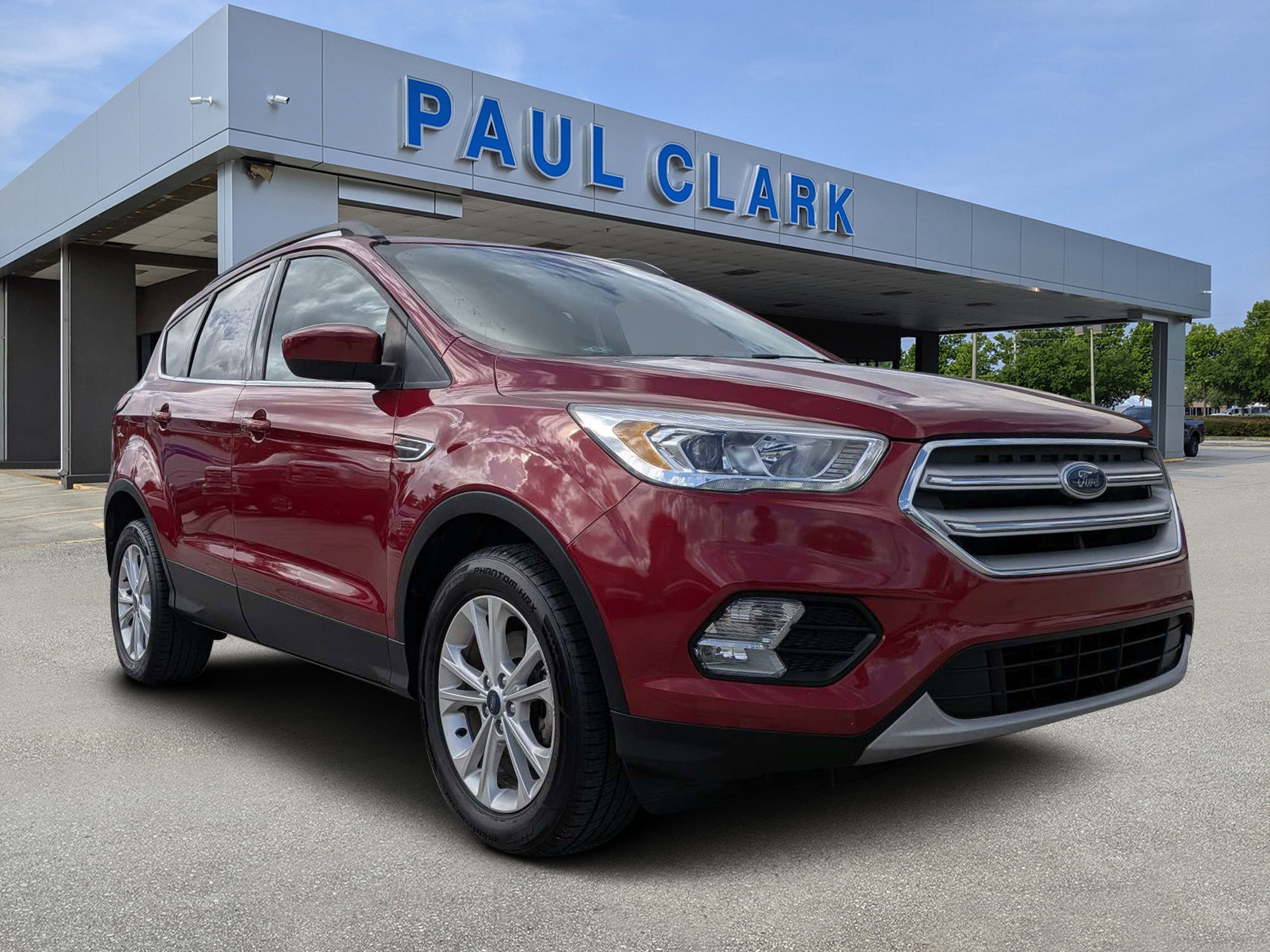 Used 2019 Ford Escape SEL FWD image 1