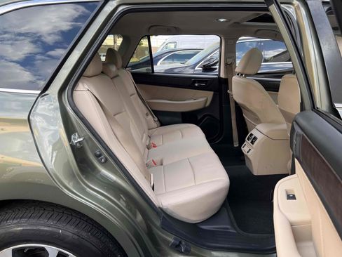 Used 2019 Subaru Outback 2.5i Limited w/ Popular Package #2 image 33
