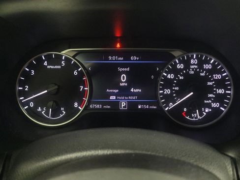 Used 2021 Nissan Sentra SV FWD image 23