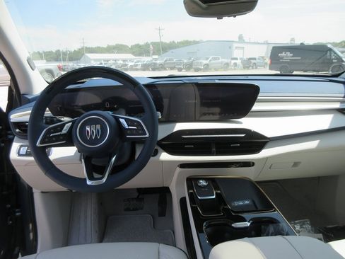 New 2026 Buick Enclave Avenir w/ Super Cruise Package image 17