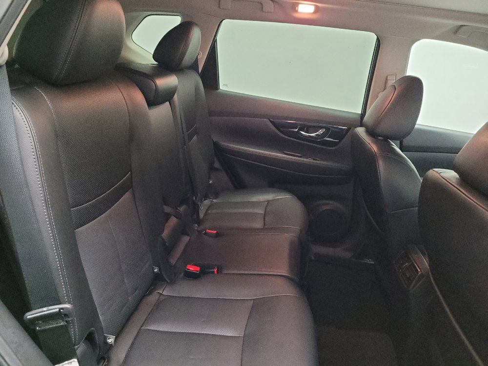 Used 2019 Nissan Rogue SL w/ Premium Package FWD image 19