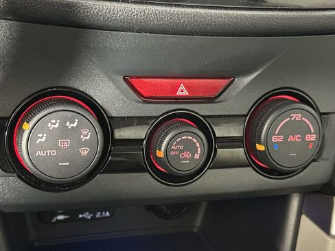 Used 2022 Subaru Forester AWD/4WD image 19