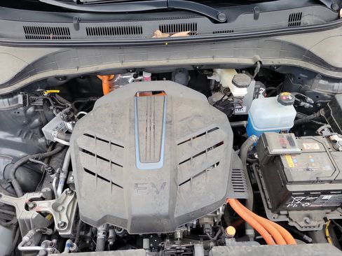 Certified 2023 Hyundai Kona SE w/ Cargo Package FWD image 26