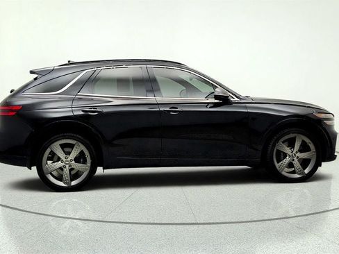 Used 2025 Genesis GV70 3.5T Sport w/ Sport Advanced Package AWD/4WD image 4