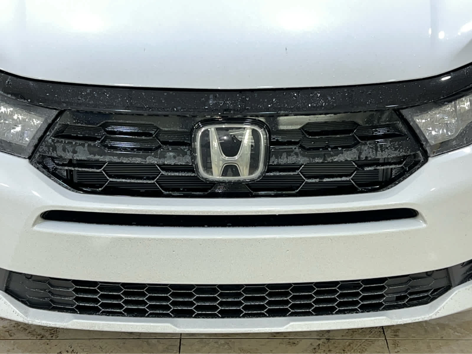 New 2027 Honda Odyssey Touring image 4