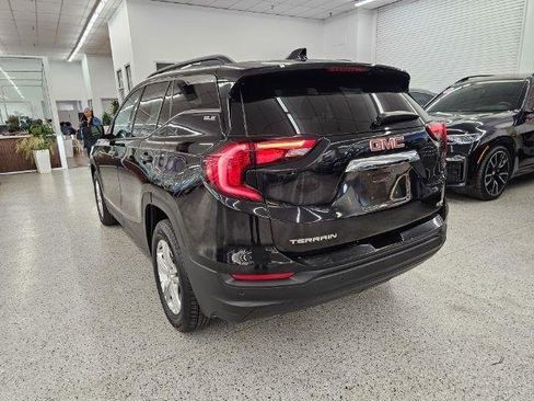 Used 2019 GMC Terrain SLE w/ Driver Convenience Package AWD/4WD image 6