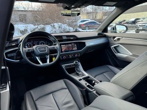 Used 2022 Audi Q3 2.0T Premium Plus image 21