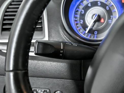 Used 2019 Chrysler 300 Touring RWD image 22