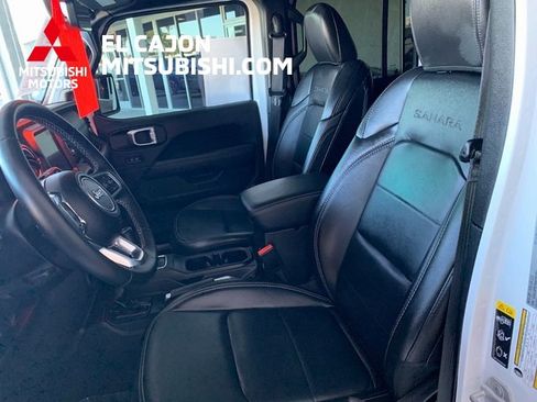 Used 2022 Jeep Wrangler Unlimited Sahara w/ Cold Weather Group image 13