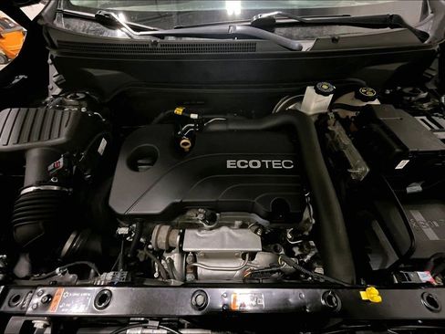 Used 2020 GMC Terrain SLE w/ Driver Convenience Package image 29