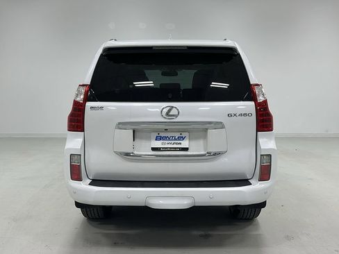 Used 2013 Lexus GX 460 image 4