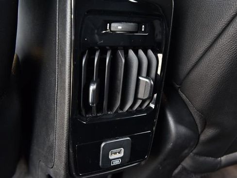 Used 2025 Jeep Compass Limited AWD/4WD image 23