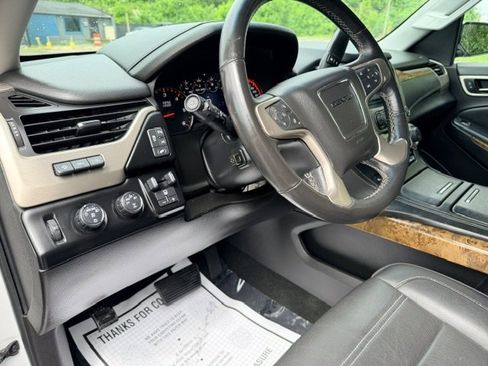 Used 2016 GMC Yukon Denali w/ Open Road Package AWD/4WD image 13