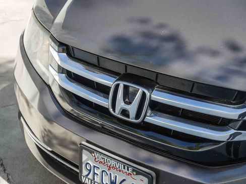 Used 2016 Honda Odyssey SE image 9