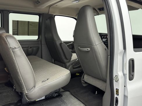 Used 2024 Chevrolet Express 3500 LT w/ LT Preferred Equipment Group image 26