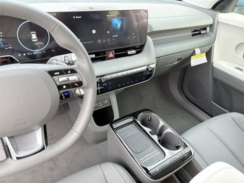 New 2026 Hyundai Ioniq 5 SEL image 28