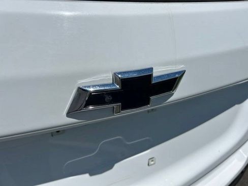 Used 2022 Chevrolet Equinox RS w/ RS Leather Package FWD image 54