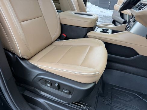 Used 2022 Chevrolet Tahoe Premier image 13