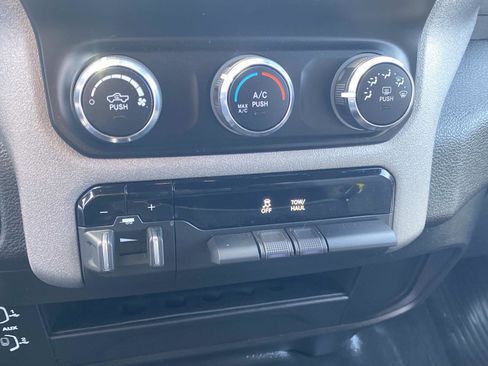 Used 2024 RAM 2500 Tradesman image 20