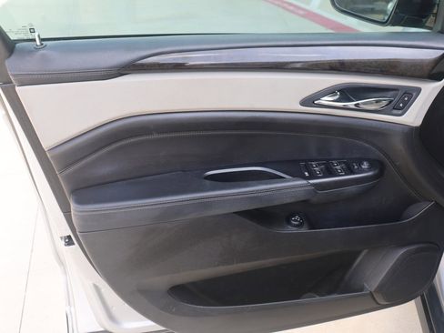 Used 2016 Cadillac SRX Premium image 9