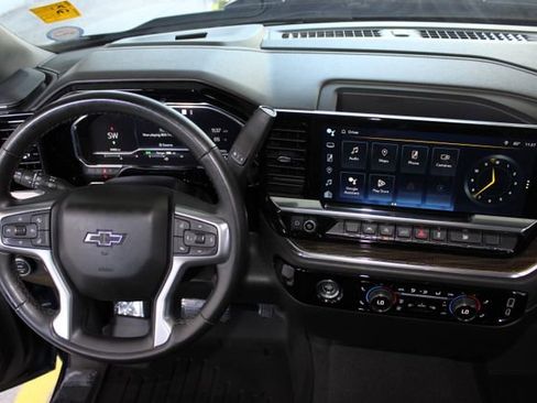 Used 2023 Chevrolet Silverado 1500 RST RWD image 24