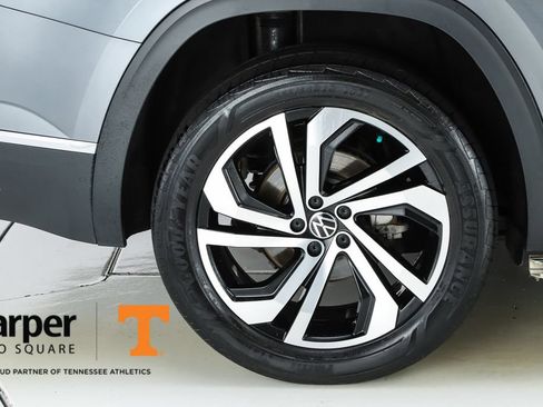 Used 2018 Volkswagen Atlas SEL AWD/4WD image 13