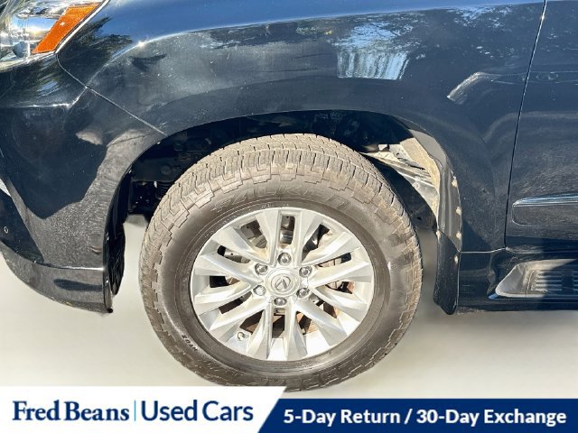 Used 2016 Lexus GX 460 w/ Premium Package AWD/4WD image 38