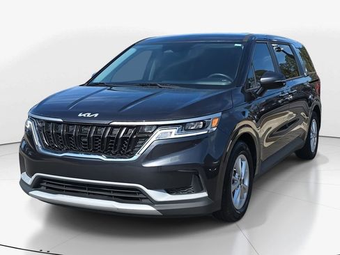 Used 2022 Kia Carnival LX image 10