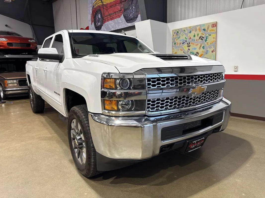 Used 2019 Chevrolet Silverado 2500 LT AWD/4WD image 82