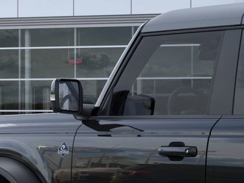 New 2025 Ford Bronco Outer Banks w/ Sasquatch Package image 22