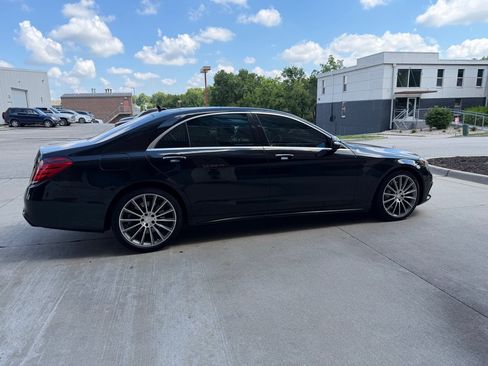 Used 2014 Mercedes-Benz S 550 Sedan image 8
