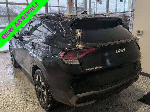 Used 2023 Kia Sportage X-Line w/ X-Line Premium Package image 3