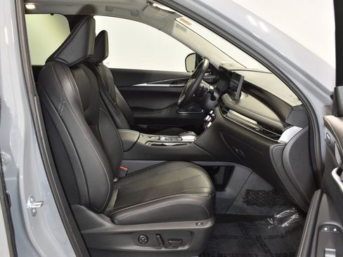 Certified 2025 INFINITI QX60 Sensory w/ Vision Package image 34