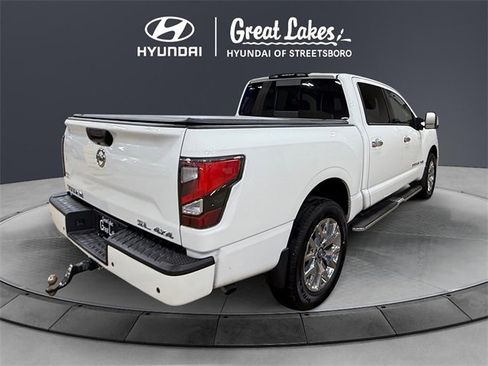 Used 2020 Nissan Titan SL w/ Moonroof Package image 5