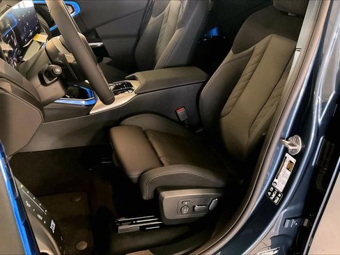 New 2026 BMW X3 xDrive30i w/ Premium Package AWD/4WD image 9