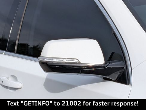 Used 2018 Chevrolet Traverse LT image 11