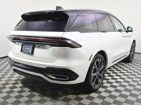 New 2026 Lincoln Nautilus Reserve AWD/4WD image 6