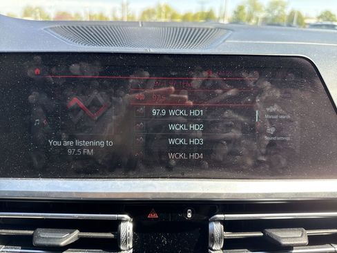 Used 2021 BMW M3 Competition RWD image 16