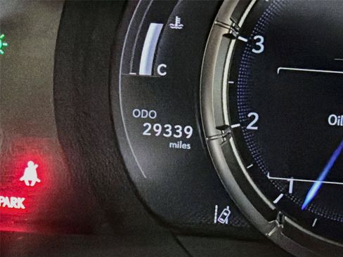 Used 2022 Lexus IS 350 F Sport RWD image 12