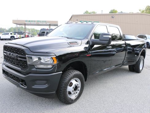 Used 2024 RAM 3500 Tradesman AWD/4WD image 1