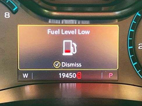 Used 2022 Chevrolet Colorado Z71 w/ Trail Boss Package image 12