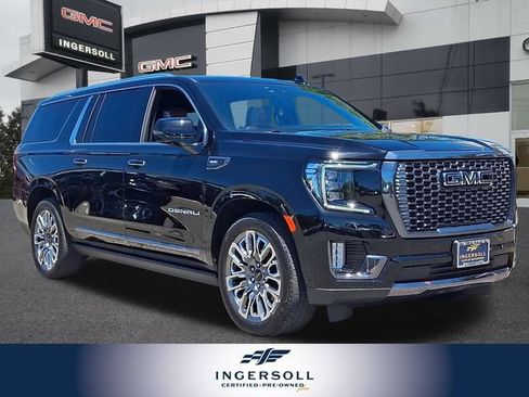 Used 2024 GMC Yukon XL Denali Ultimate AWD/4WD image 1