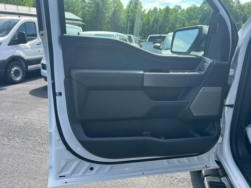 New 2025 Ford F150 Lariat w/ Equipment Group 501A Mid image 17