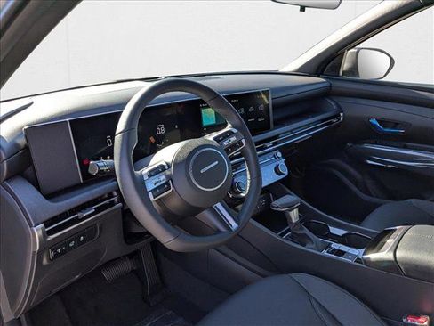 New 2025 Hyundai Tucson XRT image 3