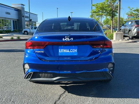 Used 2023 Kia Forte LXS w/ LXS Technology Package FWD image 6