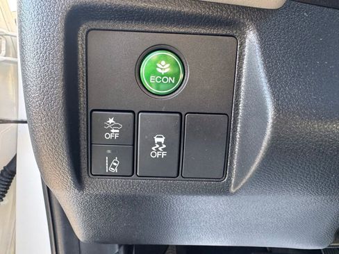 Used 2020 Honda HR-V EX image 19