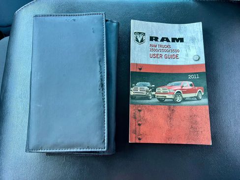 Used 2011 RAM 1500 Express image 28