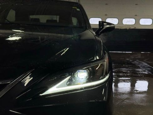 Used 2023 Lexus ES 350 w/ Premium Package image 3