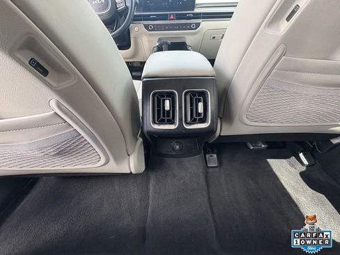 Certified 2025 Kia Sorento EX w/ Panoramic Sunroof Package AWD/4WD image 30